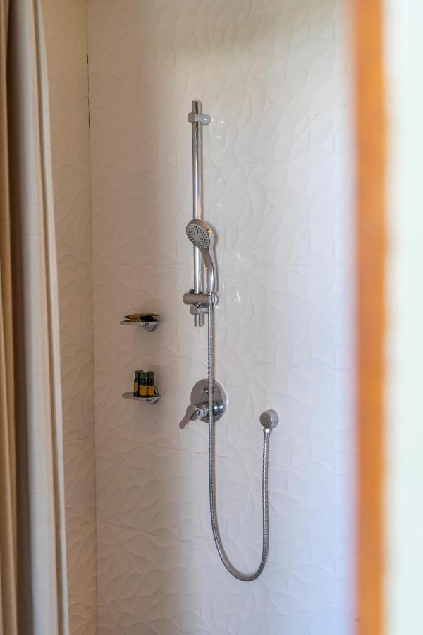 Suites At Sapphire Ocean Club بويرتو فالارتا المظهر الخارجي الصورة