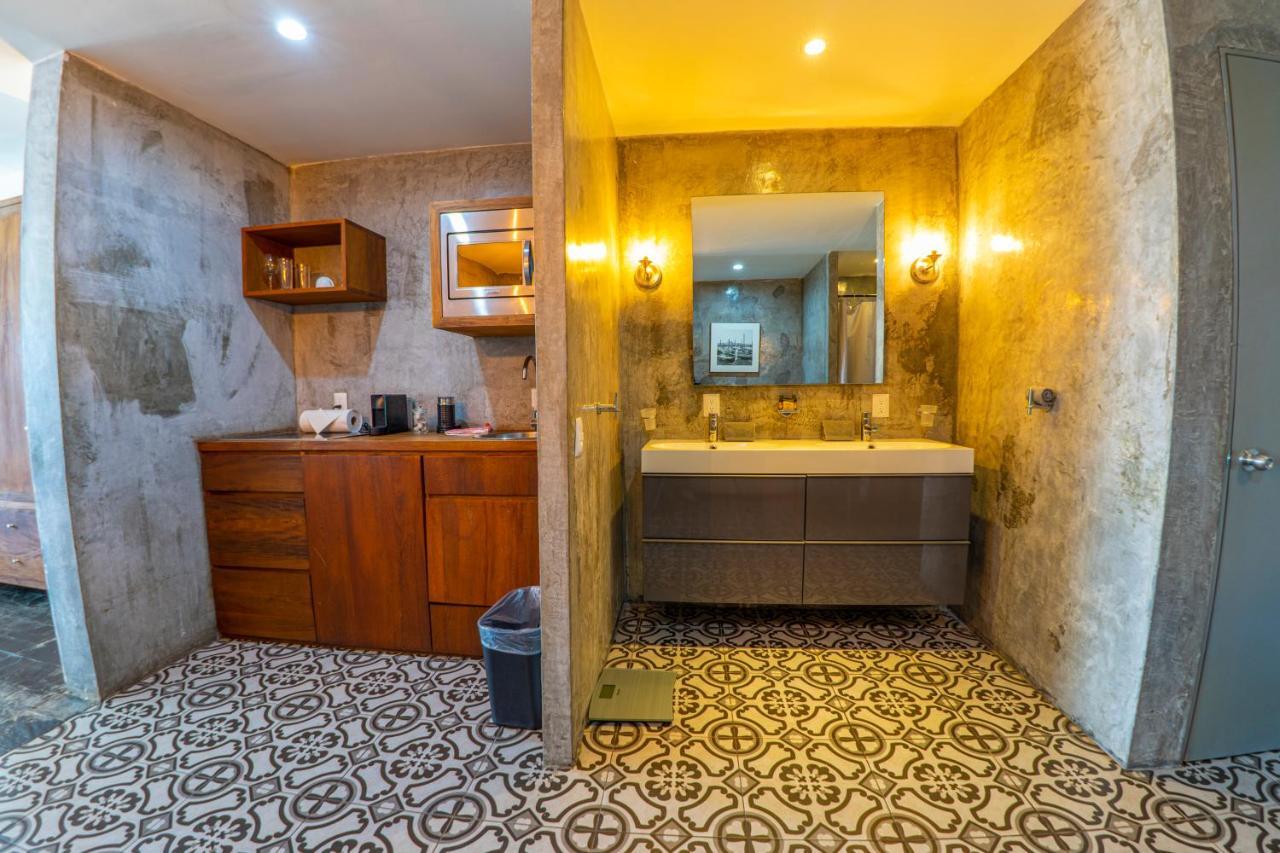 Suites At Sapphire Ocean Club بويرتو فالارتا المظهر الخارجي الصورة